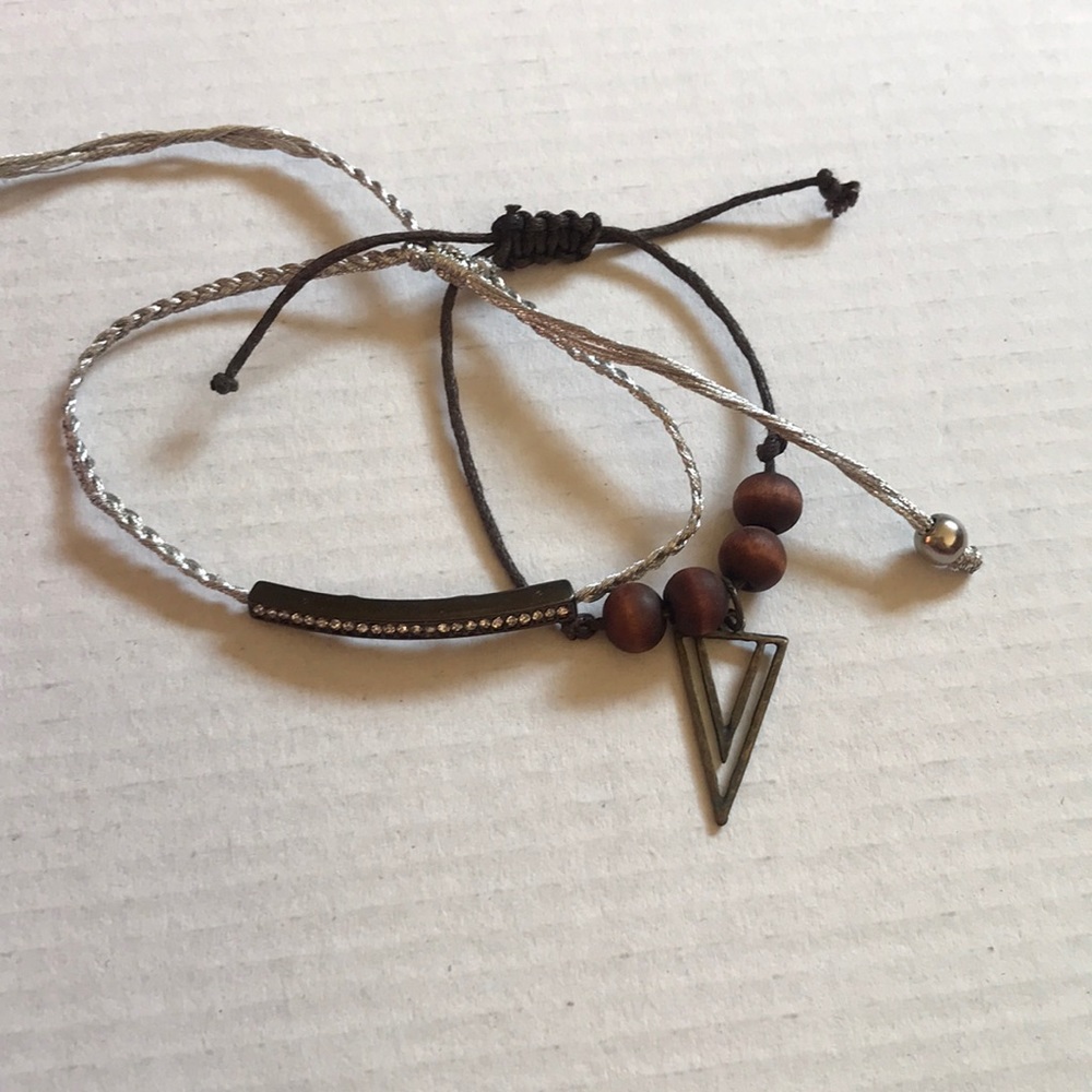 Lot of 2 Bracelets